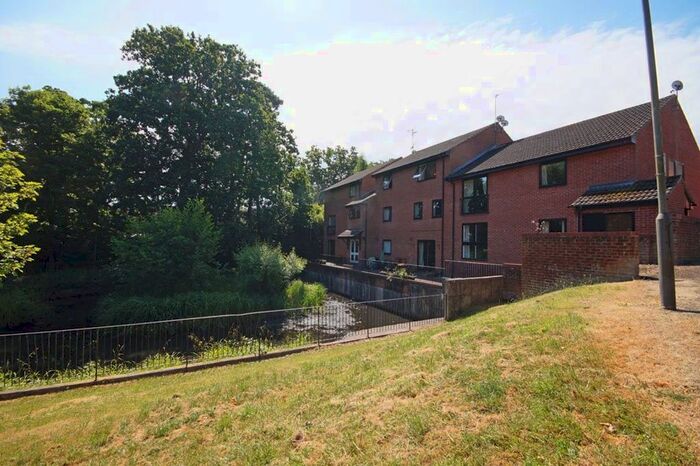 2 Bedroom Flat To Rent In King George Close, Charlton Kings, Cheltenham, GL53