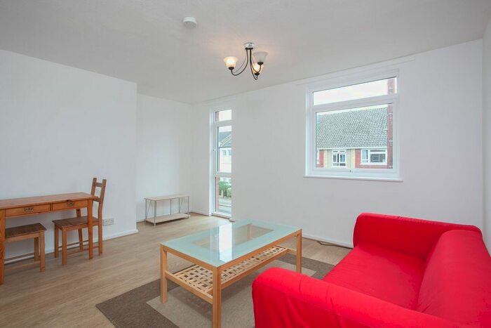 1 Bedroom Flat To Rent In Florence Road, London, SW19