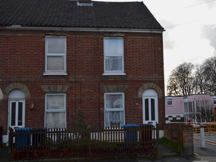 3 Bedroom Property To Rent In Magpie Road, Norwich, NR3