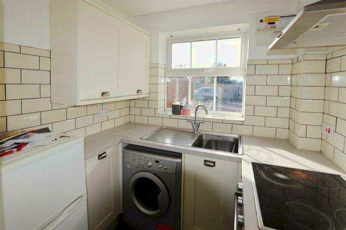 1 Bedroom Maisonette To Rent In Allendale Road, Rainworth, Mansfield, NG21