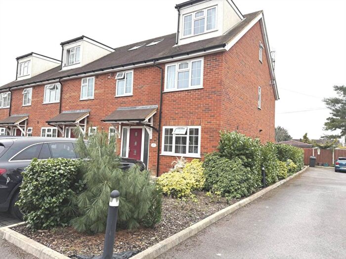 4 Bedroom Terraced House To Rent In Frances Dove Close, High Wycombe, HP12
