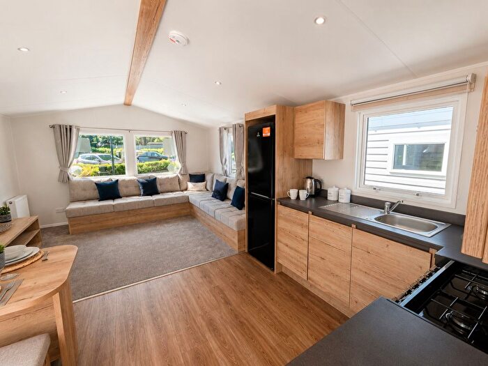 2 Bedroom Park Home For Sale In Carlton Meres Holiday Park, Rendham Rd Saxmundham, IP17