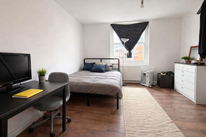 Studio To Rent In Mare Street, Hackney, E8