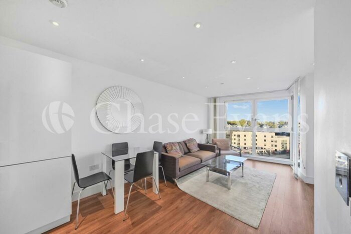 1 Bedroom Flat To Rent In Queensland Road, Islington, London, N7