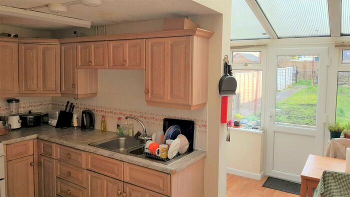 4 Bedroom Semi-Detached House To Rent In Caledonian Road, Bath, BA2