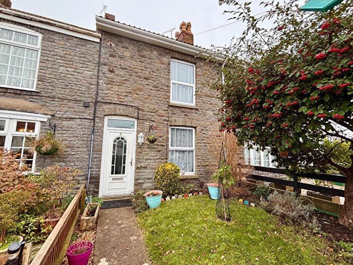 2 Bedroom House For Sale In Wiltshire Place, Kingswood, Bristol, BS15