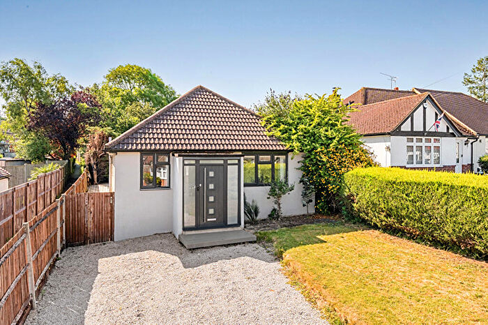 3 Bedroom House For Sale In Partridge Mead, Banstead, SM7