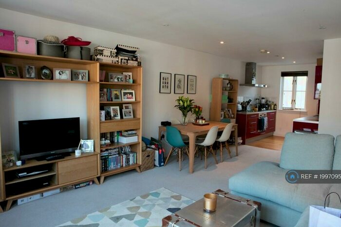 1 Bedroom Flat To Rent In Hildreth Street Mews, London, SW12