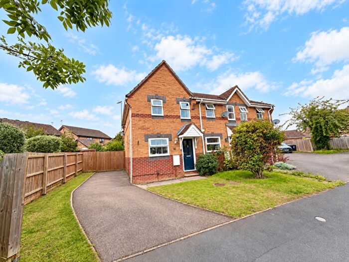 2 Bedroom House For Sale In Spencer Croft, Ely, Cambridgeshire, CB6