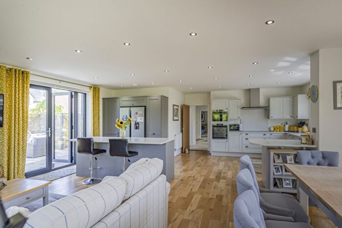 5 Bedroom Detached House For Sale In Oaksey, Malmesbury, Wiltshire, SN16