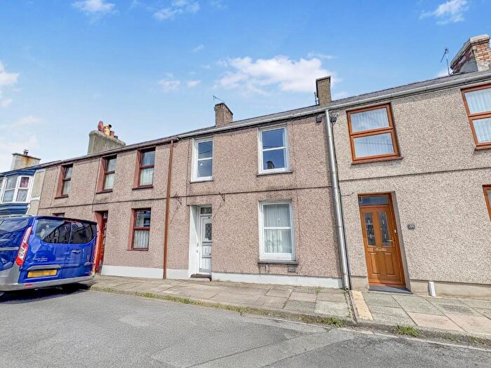 3 Bedroom House For Sale In East Avenue, Porthmadog, LL49