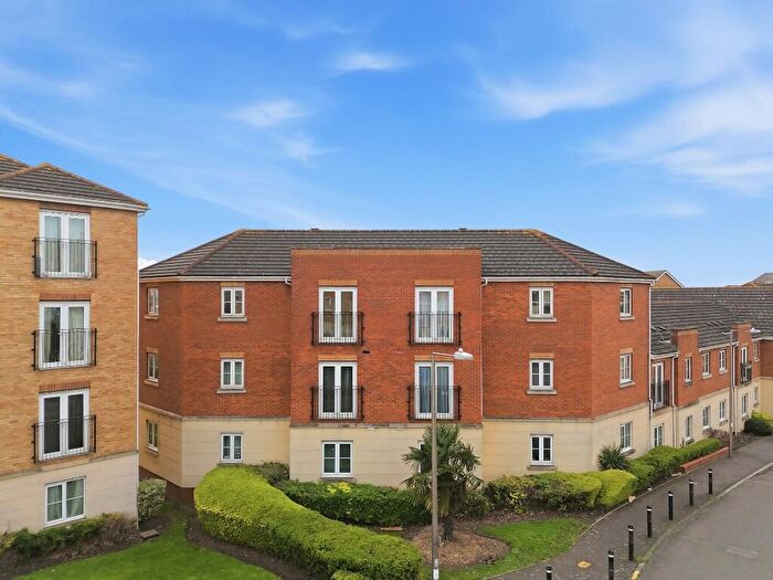 2 Bedroom Apartment For Sale In Coniston Avenue, Purfleet, RM19