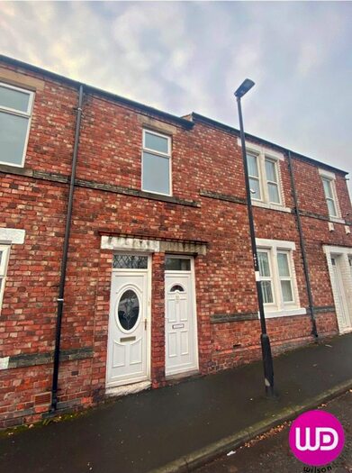 3 Bedroom Flat To Rent In Warkworth Street, Lemington, Newcastle Upon Tyne, NE15