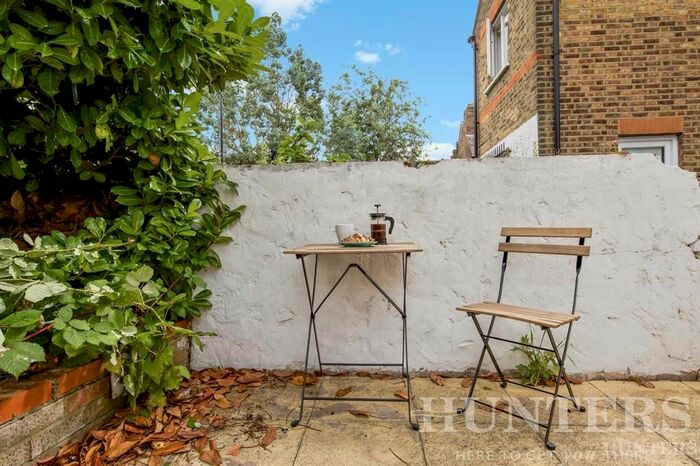 2 Bedroom Flat To Rent In Tynemouth Road, London, N15