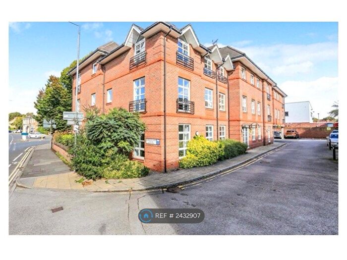 2 Bedroom Flat To Rent In Fawcett Street, York, YO10