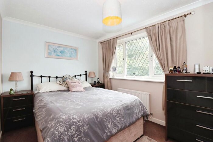 3 Bedroom End Of Terrace House For Sale In Goodwood Gardens, Downend, Bristol, BS16