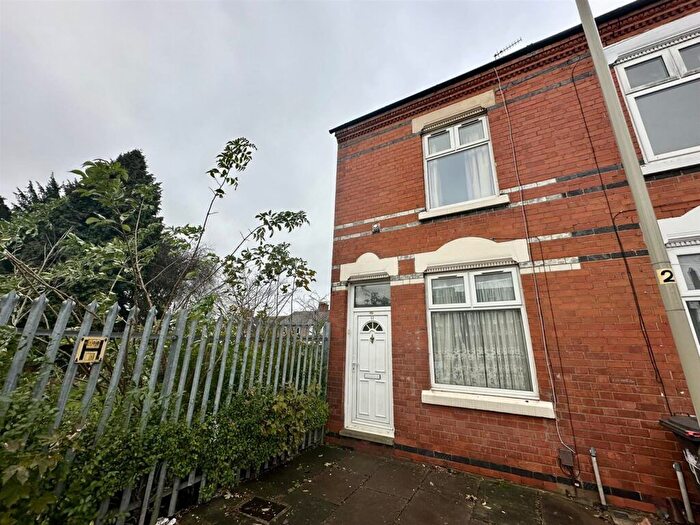 2 Bedroom Terraced House For Sale In Suffolk Street, Leicester, LE5