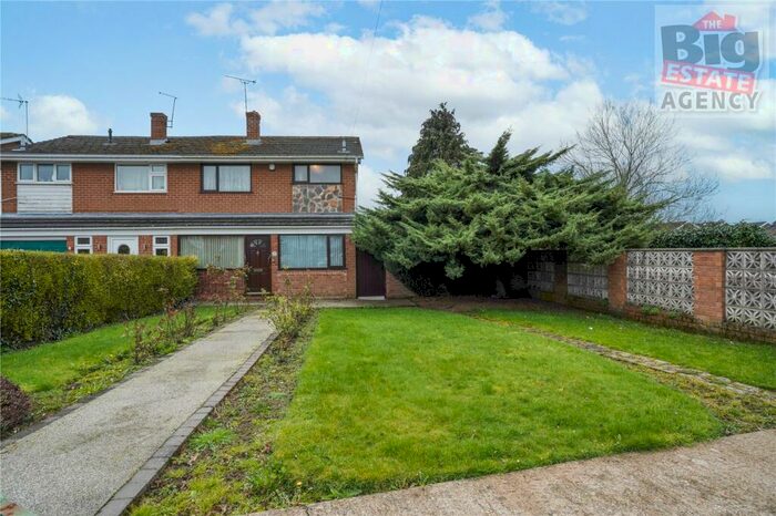 3 Bedroom Semi-Detached House To Rent In Alyndale Road, Saltney, CH4