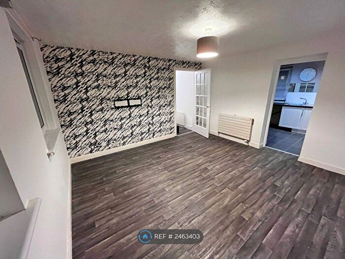 2 Bedroom Flat To Rent In Keats Place, Dundee, DD3