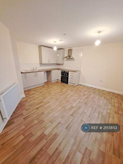 2 Bedroom Flat To Rent In Skinner Street, Newport, NP20