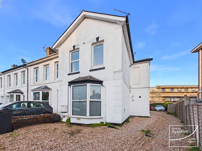 1 Bedroom Flat For Sale In Conway Road, Paignton, TQ4