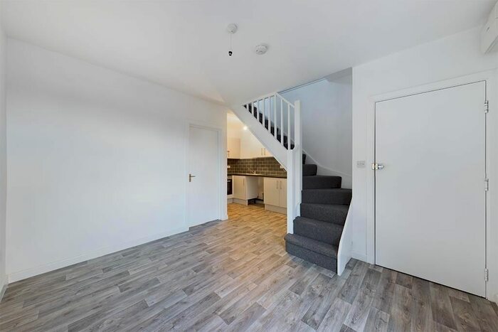 1 Bedroom Flat To Rent In Southampton Road, Eastleigh, SO50