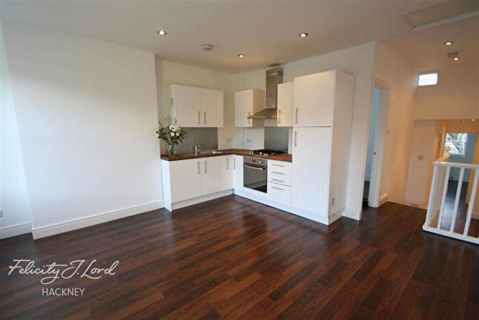 2 Bedroom Apartment To Rent In Mabley Street, London, E9