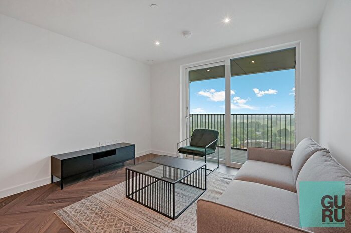 2 Bedroom Flat To Rent In Henshaw Parade, London, NW9