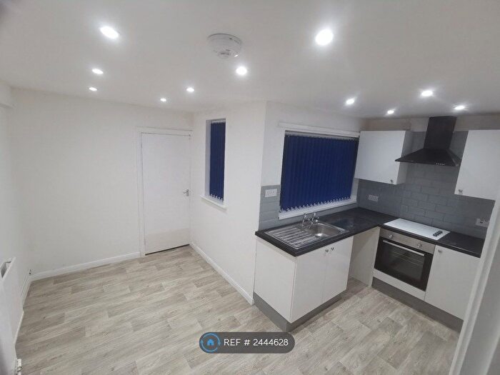 4 Bedroom Terraced House To Rent In Queens Park, Holyhead, LL65