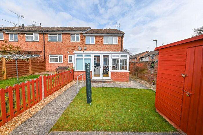 1 Bedroom Flat To Rent In Valentine Court, Waterlooville, PO7