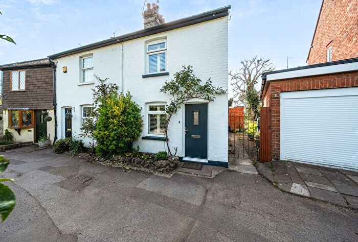 2 Bedroom End Of Terrace House For Sale In Pickmoss Lane, Otford, Sevenoaks, Kent, TN14