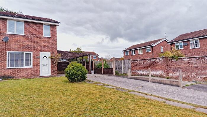 2 Bedroom Semi-Detached House To Rent In Dalmahoy Close, Winsford, CW7