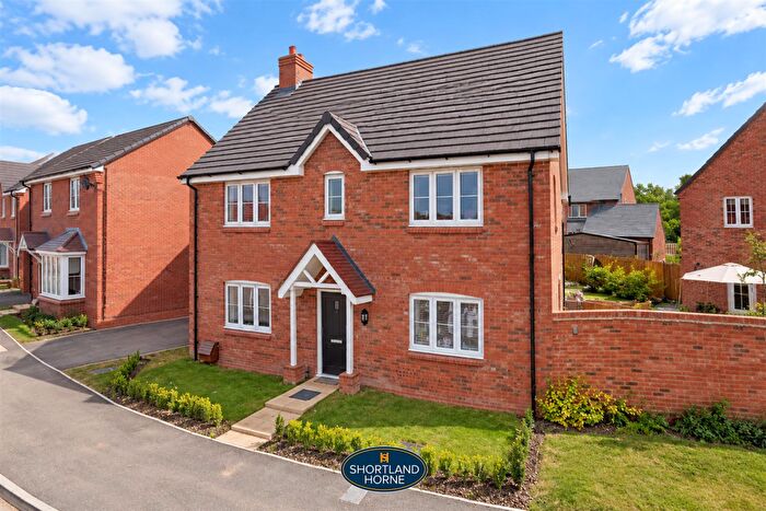 4 Bedroom Detached House For Sale In Hollyberry Way, Allesley, Coventry, CV5