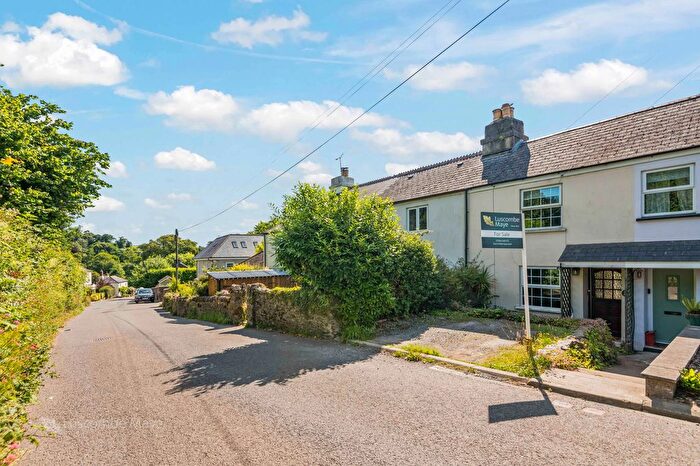 2 Bedroom Cottage For Sale In Avonwick, South Brent, TQ10