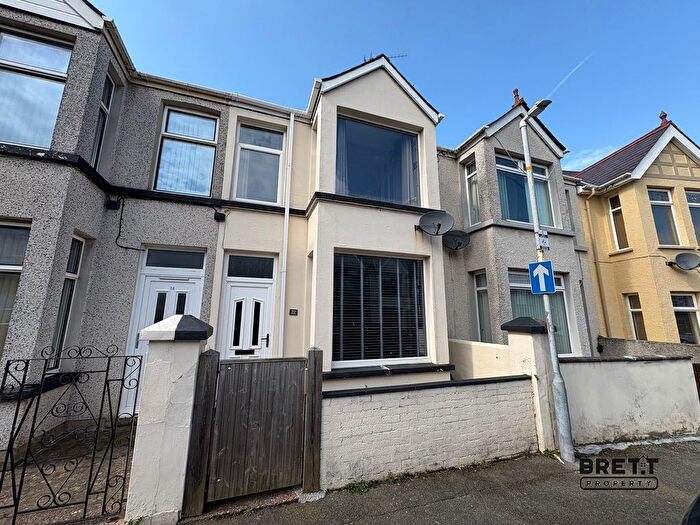 2 Bedroom Terraced House To Rent In Starbuck Road, Milford Haven, Pembrokeshire., SA73