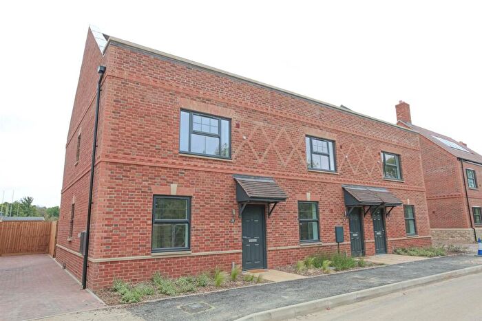 2 Bedroom End Of Terrace House To Rent In Baker Crescent, Radley, Abingdon, OX14