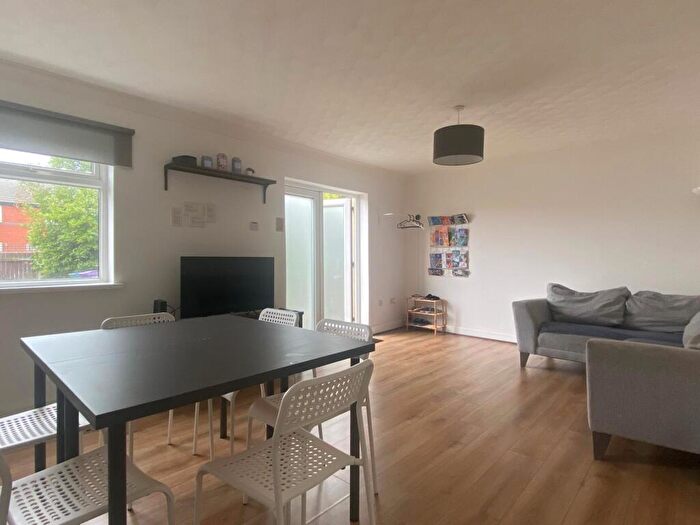 3 Bedroom House To Rent In Lambrigg Row, Liverpool, L5