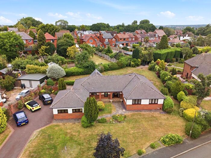 4 Bedroom Detached Bungalow For Sale In The Grange, Smalley, DE7