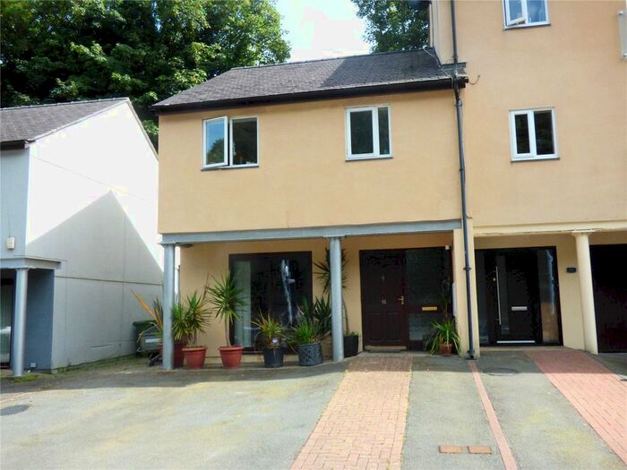 3 Bedroom End Of Terrace House For Sale In Porth Y Llechen, Y Felinheli, Gwynedd, LL56