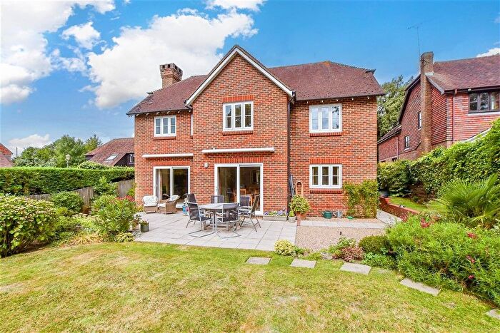 5 Bedroom Detached House For Sale In Woodchurch Road, Tenterden, Kent, TN30