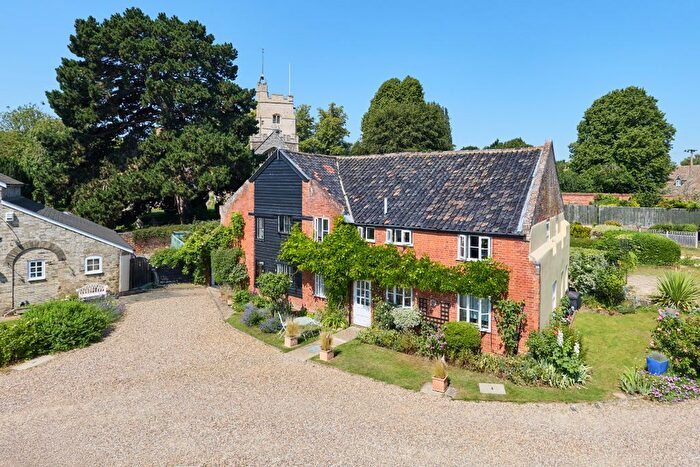 2 Bedroom Flat For Sale In Cavendish, Sudbury, Suffolk, CO10