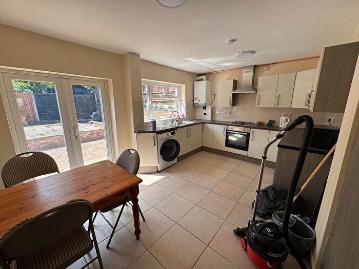 Studio To Rent In Cottesbrooke Road, Acocks Green, Birmingham, B27