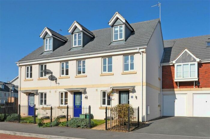 3 Bedroom Terraced House To Rent In Rosebay Gardens, Cheltenham, GL51