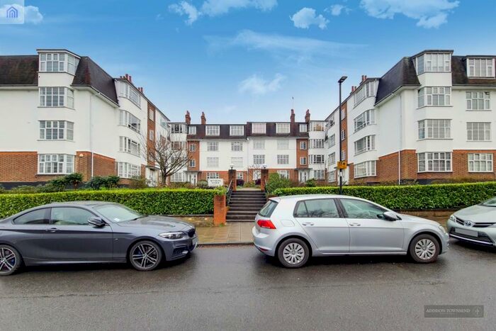 2 Bedroom Flat To Rent In Eversley Park Road, Winchmore Hill, N21