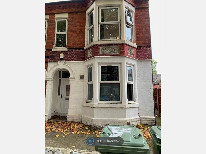 6 Bedroom Semi-Detached House To Rent In Lenton Boulevard, Nottingham, NG7