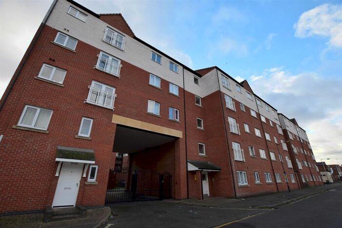 2 Bedroom Flat To Rent In Alexandra Mill, Great Northern Road, Derby, Derbyshire, DE1