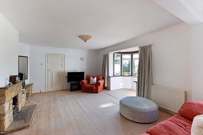 2 Bedroom Semi-Detached House For Sale In Childsbridge Lane, Kemsing, TN15
