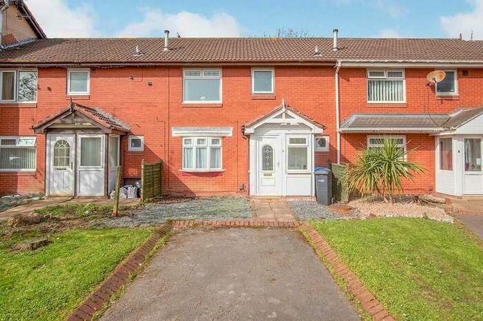 Apartment To Rent In Hazel Court, Middlesbrough, Cleveland, TS1