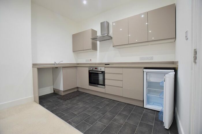 1 Bedroom Flat To Rent In St Peters Road, Bournemouth, BH1