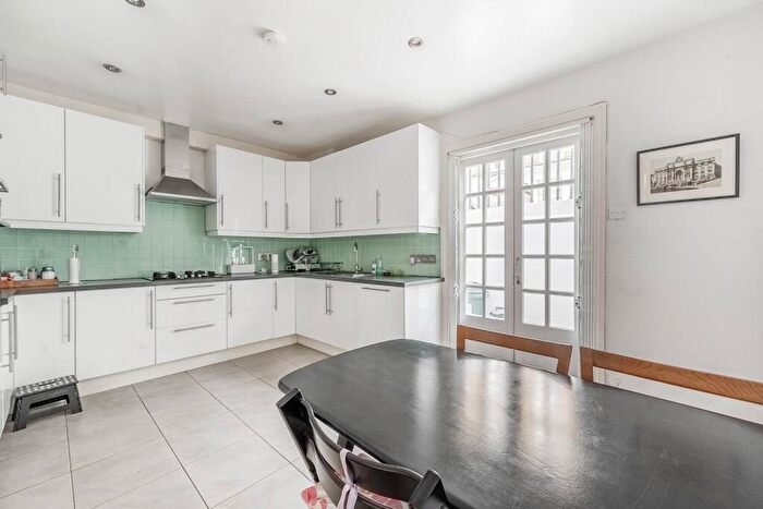 4 Bedroom House To Rent In Seymour Walk, Chelsea, London, SW10